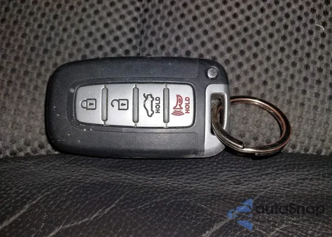 2013 Hyundai Sonata Se z USA, uszkodzony, nr VIN 5NPEC4AC1DH532802